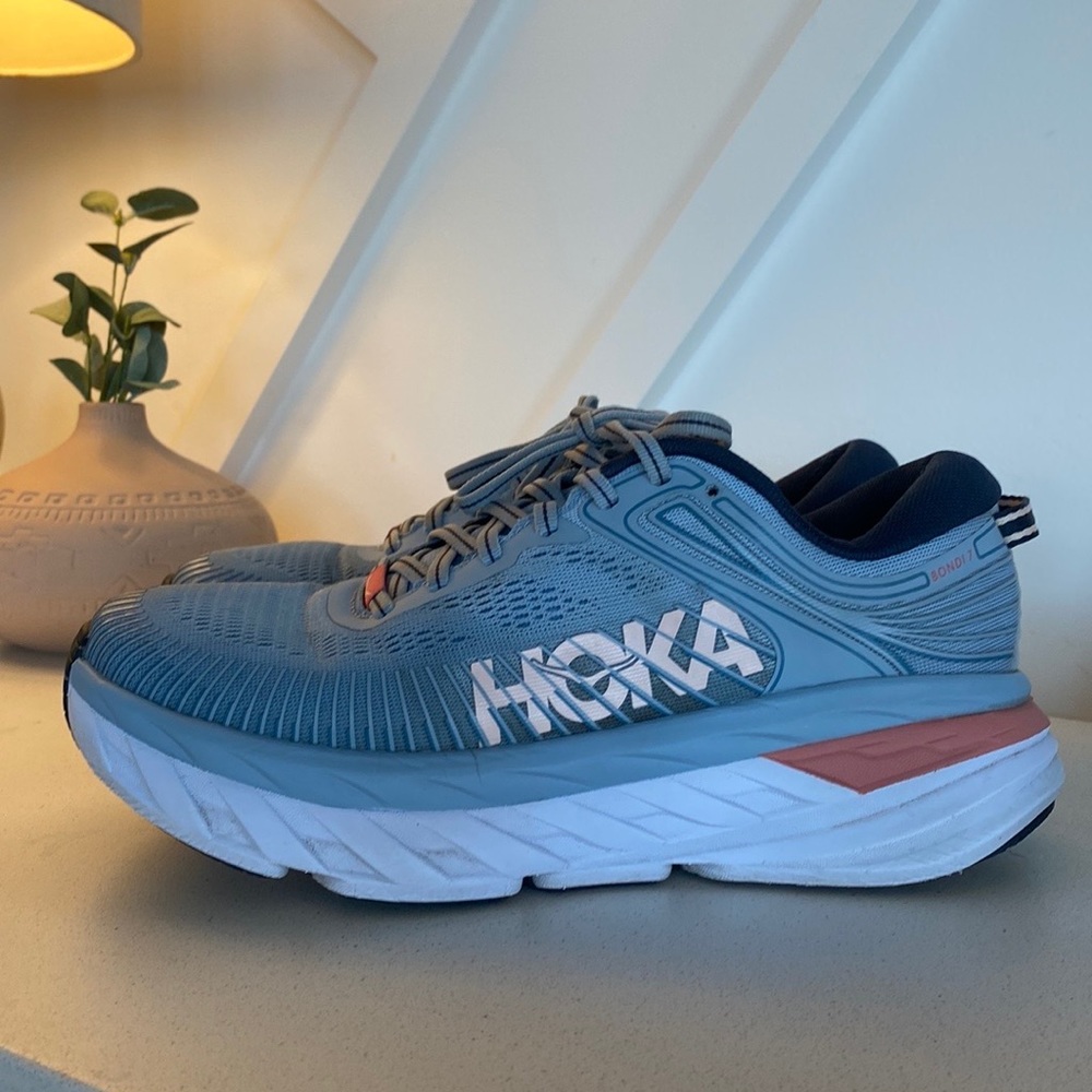 Hoka size 7.5